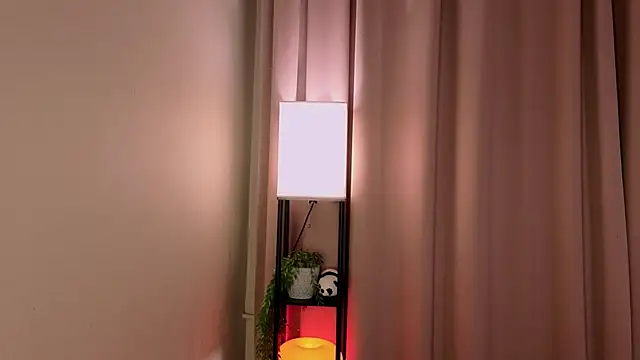 LoveSeekins live sex cam