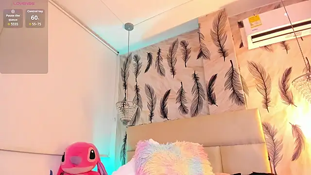 Vivi_prinncess live sex cam