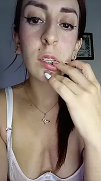 Buttyy_Cherry live sex cam