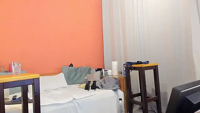 Dirty-Bya live sex cam