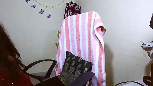 Rubi-Ji live sex cam