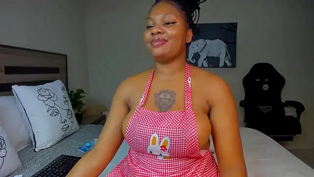 Renee-18 live sex cam