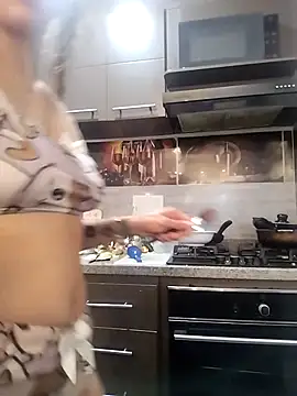 roxyrougee live sex cam