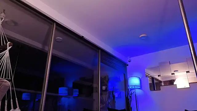 mandi4pole_ live sex cam