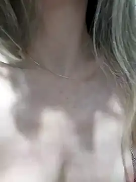 Melzinhasweet live sex cam