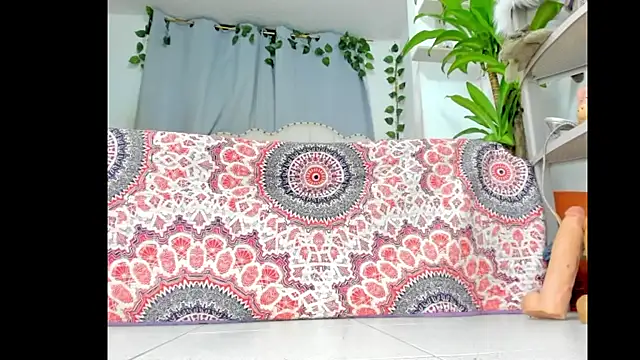 khalyn_jenner live sex cam