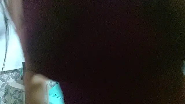 Emilybateee live sex cam