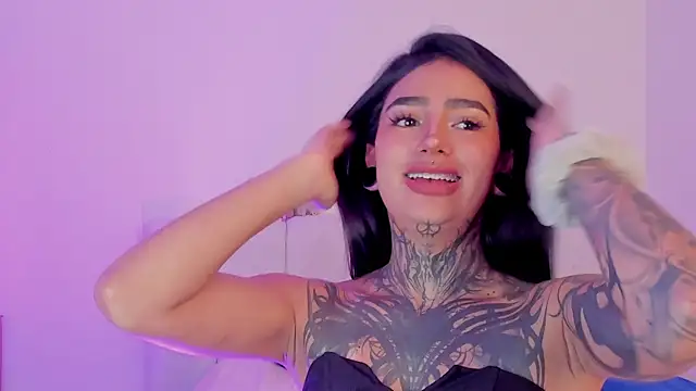 Aliceee_0 live sex cam