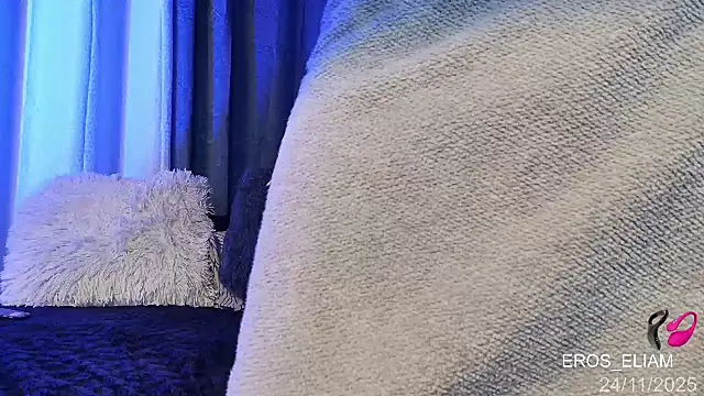 eroseliam live sex cam