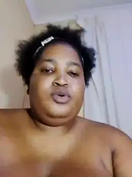 MassiveBoobsxxxx live sex cam