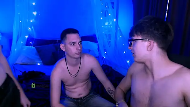 travis_wolf_ live sex cam