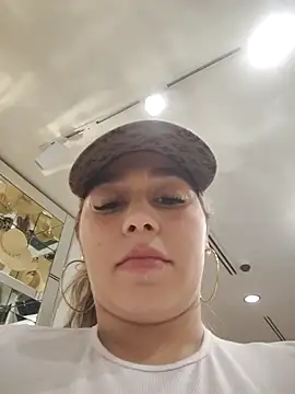 LaurenWelly_ live sex cam