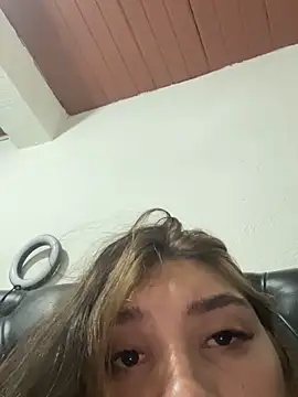 NICOLSKINNY1 live sex cam