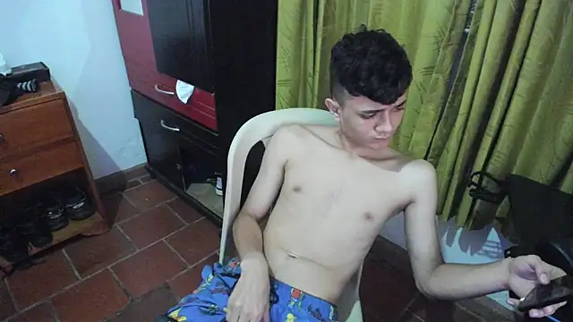 Waturox live sex cam