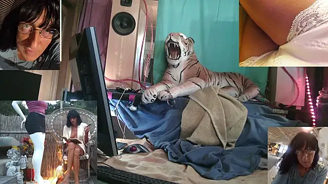 SissiDomination live sex cam