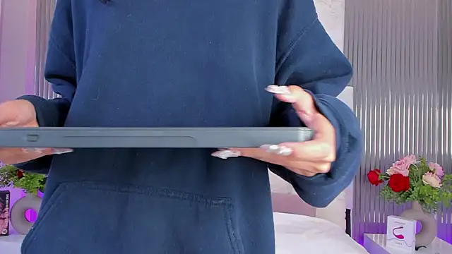 MelodySweetHoney live sex cam