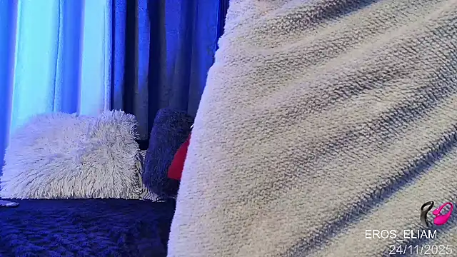 eroseliam live sex cam