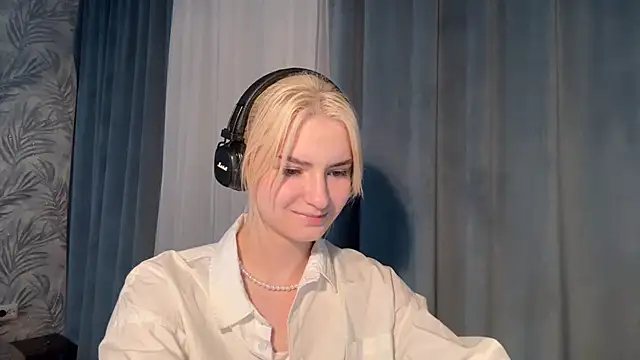 Cindi_Jacobs live sex cam