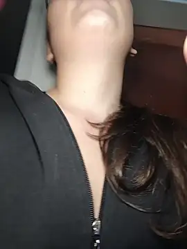 Vale_Saenzz live sex cam