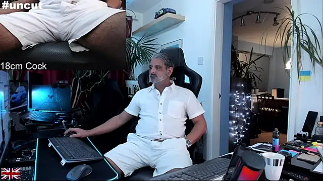 OnlineBossUK live sex cam