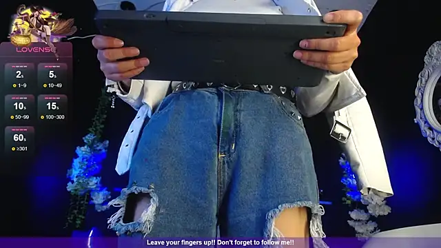 HairyKitty__ live sex cam