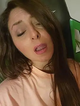 angel_eyees live sex cam