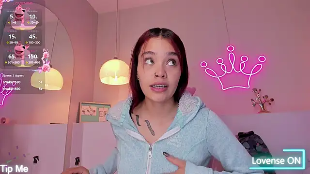 violeth_hill live sex cam