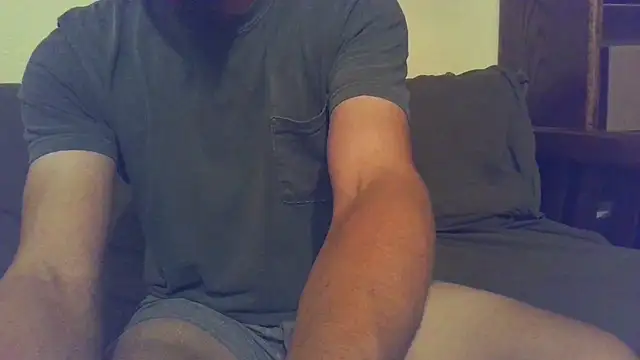 Ruggeddude8 live sex cam