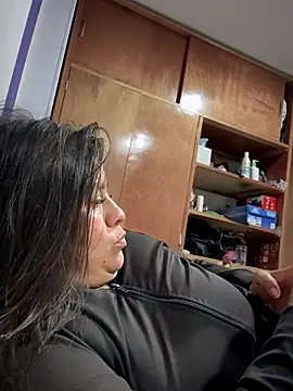 Ixchel_Anaid live sex cam