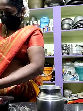 laxmipriya143 live sex cam