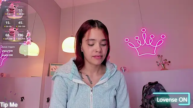 violeth_hill live sex cam