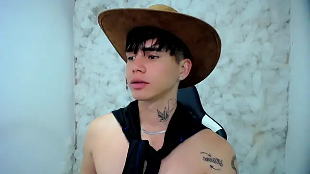 Tayson_Rivers live sex cam