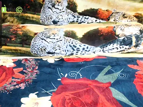 Queen_Sarah live sex cam