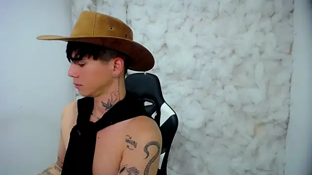 Tayson_Rivers live sex cam