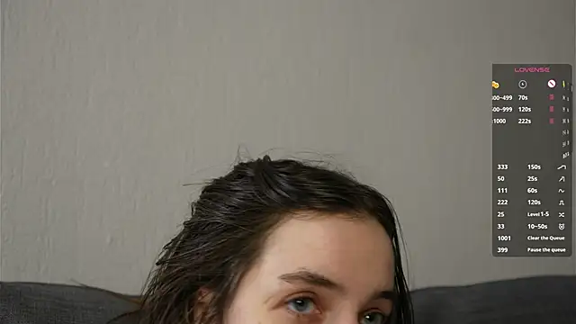 GenovesDi live sex cam