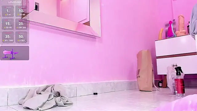 alysonJackson live sex cam