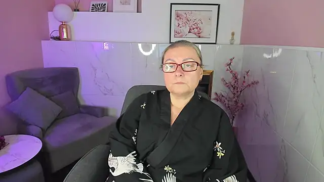 AlexandraKind live sex cam