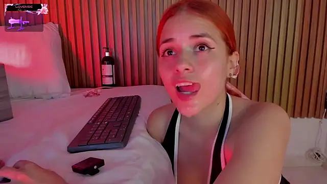 alliss_ginger_ live sex cam