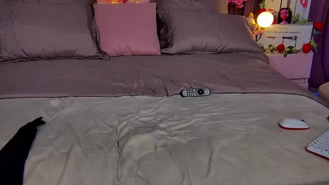 Cosmic_Sia live sex cam