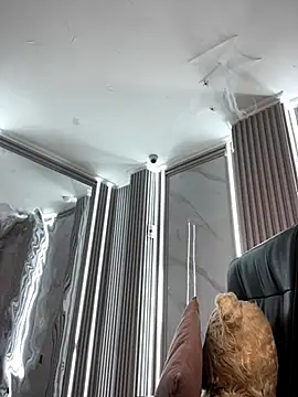 AnyaFloyd69 live sex cam