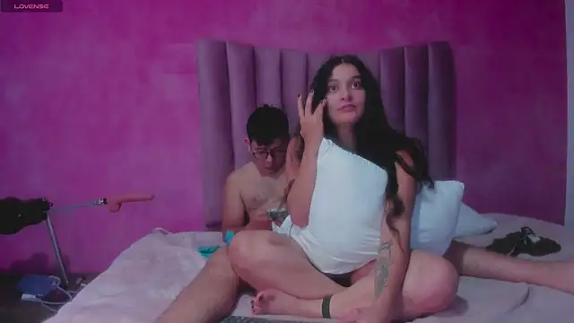 JustiinJazmin live sex cam