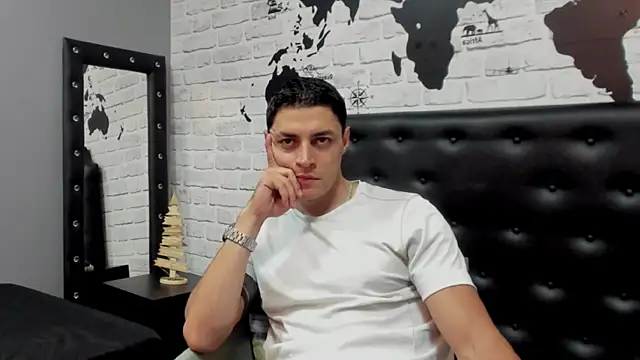 Frank_Millers live sex cam