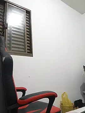 Caiomoretto live sex cam