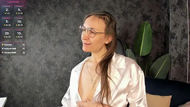 Lillian_White live sex cam