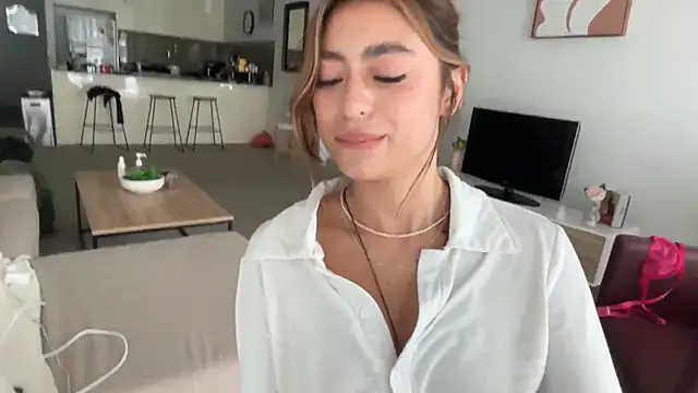 sararamirezzzxx live sex cam