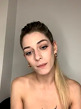 Bellalolahot live sex cam