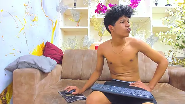 BvlgarVoyss live sex cam