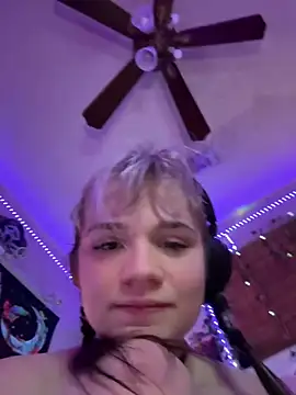 Cutiepiespanks live sex cam