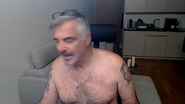 Budapest1958 live sex cam