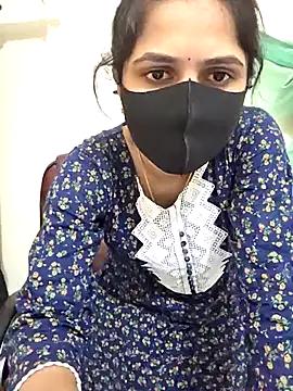 Suvosri live sex cam